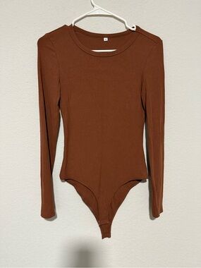 Amazon Women's Long-Sleeve Ribbed Bodysuit in Brown size M NWOT